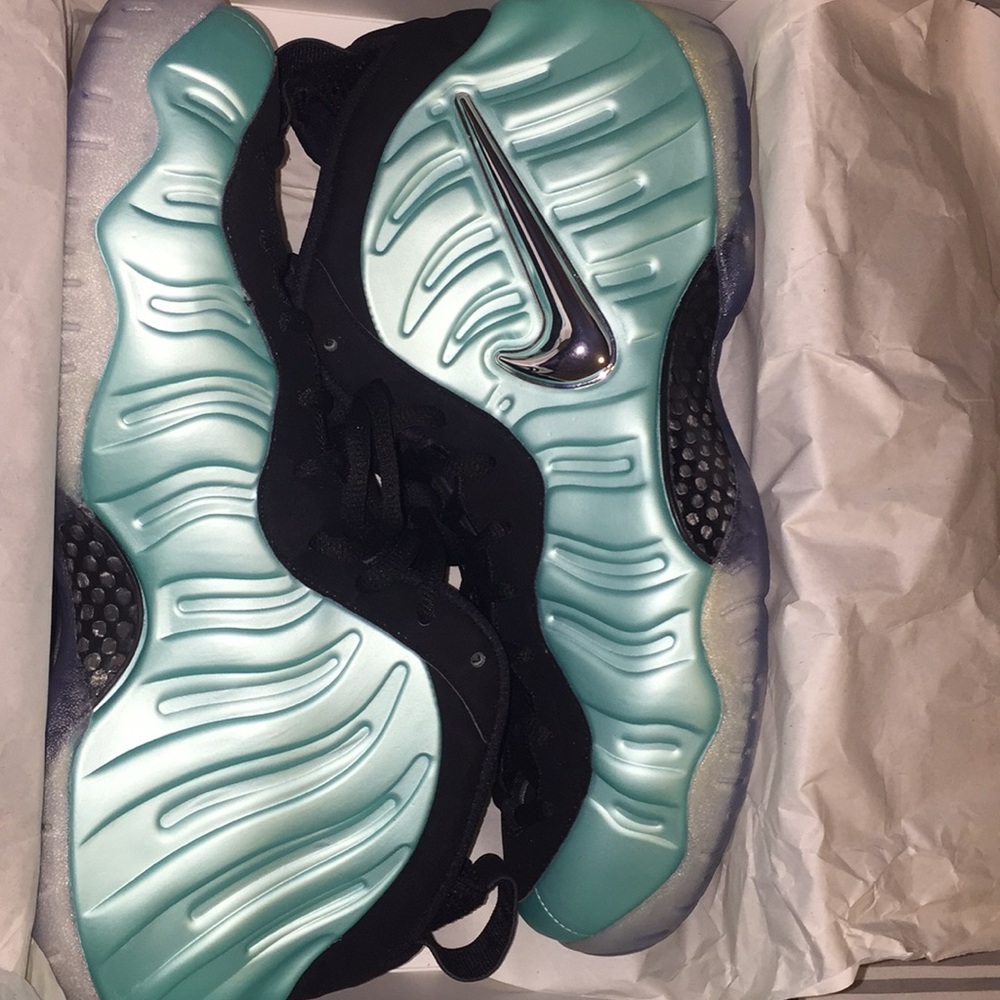 FOAMPOSITES